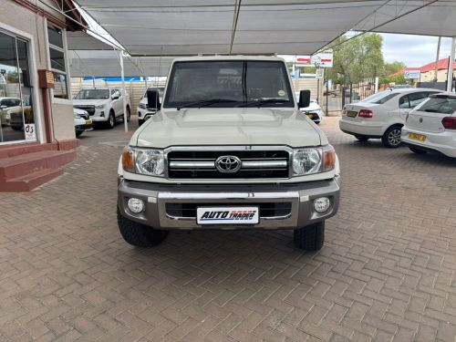 Toyota Land Cruiser in Namibia