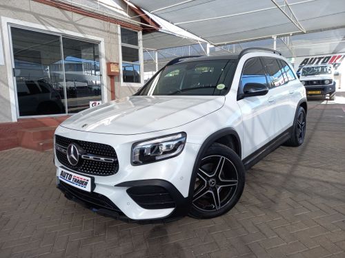 Mercedes-Benz GLB 220D 4Matic in Namibia