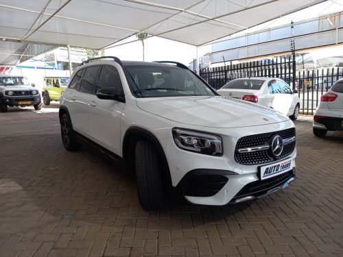 Mercedes-Benz GLB 220D 4Matic in Namibia