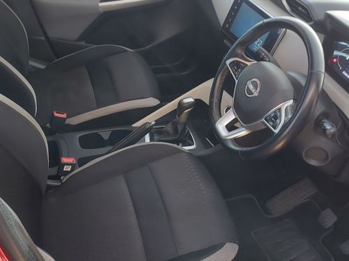 Nissan Magnite Acenta CVT in Namibia