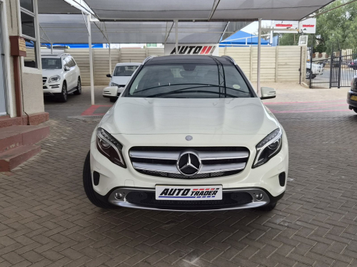 Mercedes-Benz GLA 220 D in Namibia