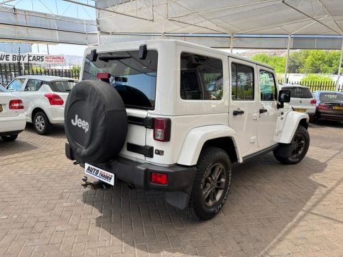 Jeep Wrangler Sahara Unltd V6 in Namibia