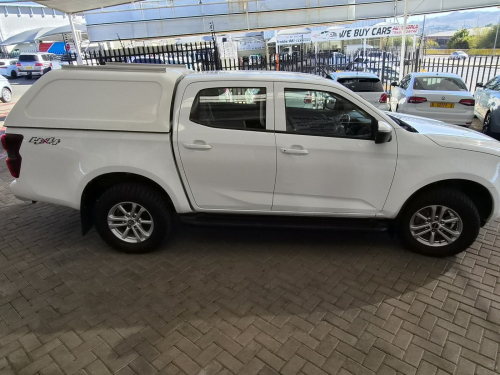Isuzu D-Max DDI LS in Namibia