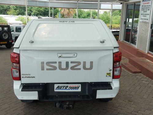 Isuzu D-Max DDI LS in Namibia