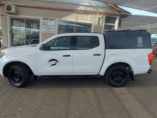 Nissan Navara XE in Namibia