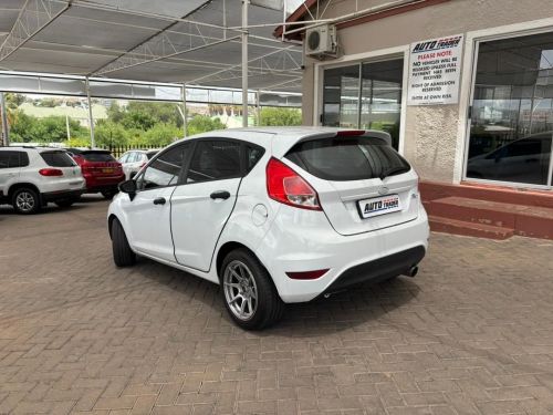 Ford Fiesta Ambiente in Namibia