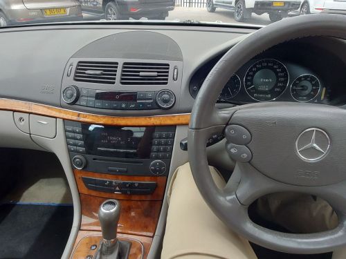 Mercedes-Benz E200 K Avantgarde in Namibia