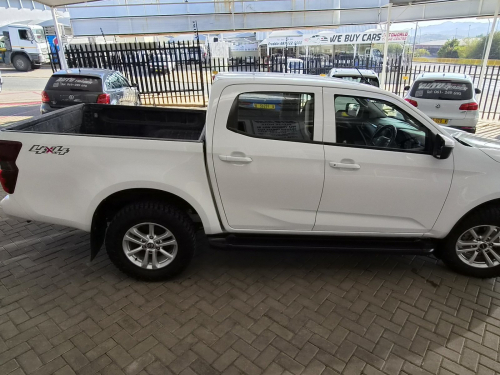Isuzu D-Max DDI LS in Namibia