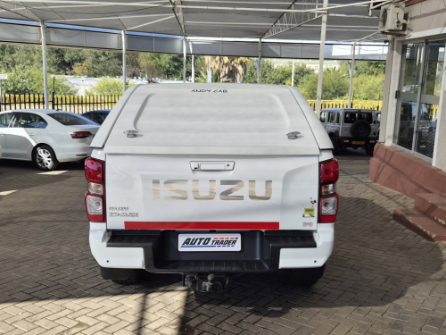 Isuzu D-Max DDI LS in Namibia