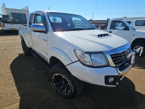 Used Toyota Hilux Legend 45 for sale in Keetmanshoop