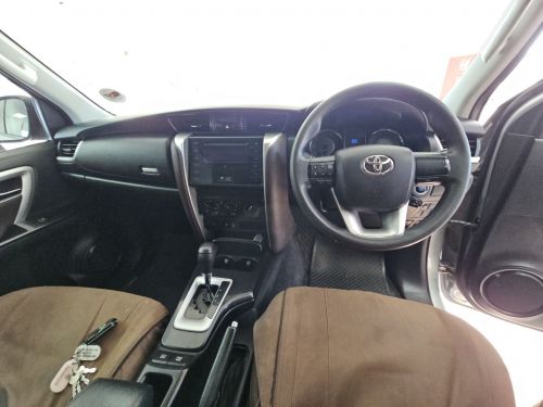 Toyota 2.4 GD6 Fortuner in Namibia