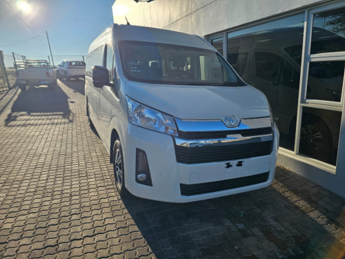 Toyota Quantum GL Bus in Namibia