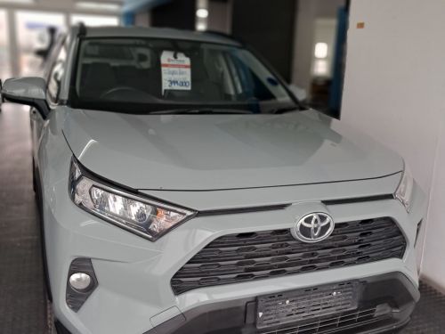 Toyota RAV4 2.0 A/T in Namibia