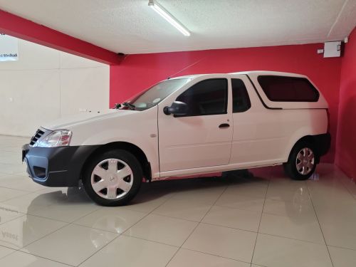 Nissan NP200 1.6 A/C Safety Pack S/C in Namibia