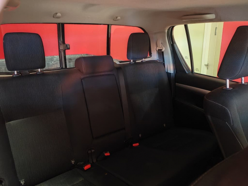 Toyota Hilux 2.4GD6 Raider DC 4x4 AT in Namibia