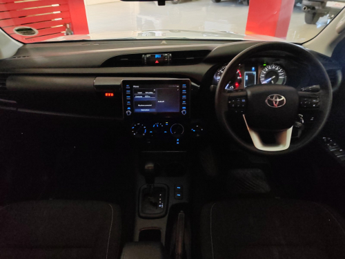 Toyota Hilux 2.4 GD6 4X4 AT DC in Namibia