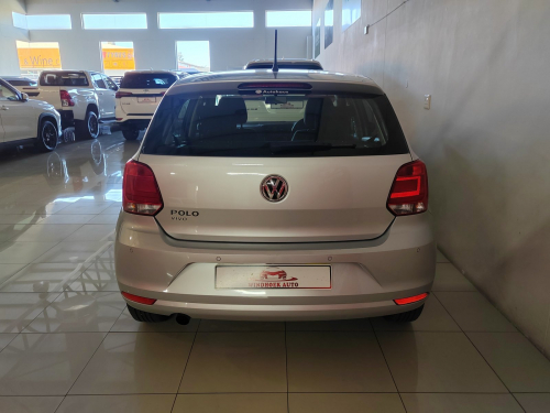 Volkswagen Polo Vivo 1.4 Comfortline in Namibia