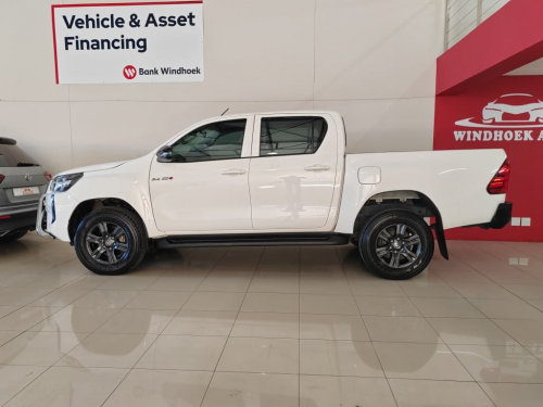 Toyota Hilux 2.4Gd6 Raider DC 4x2 AT in Namibia