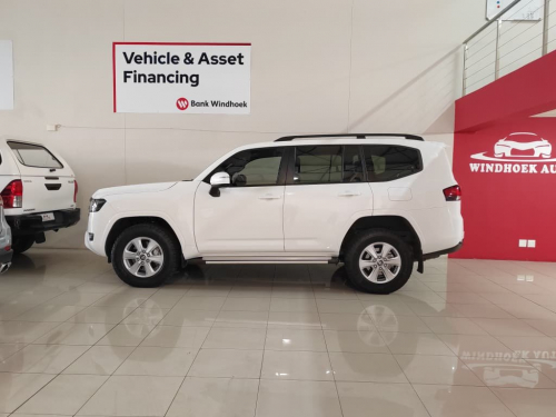 Toyota Landcruiser 300 3.3D GX-R AT in Namibia