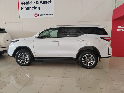 Toyota Fortuner 2.4Gd6 4x4 AT in Namibia