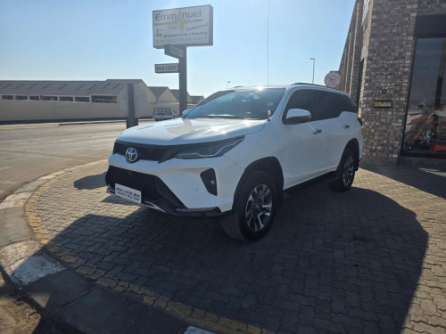 Toyota FORTUNER 2.4 GD-6 4X4 A/T in Namibia