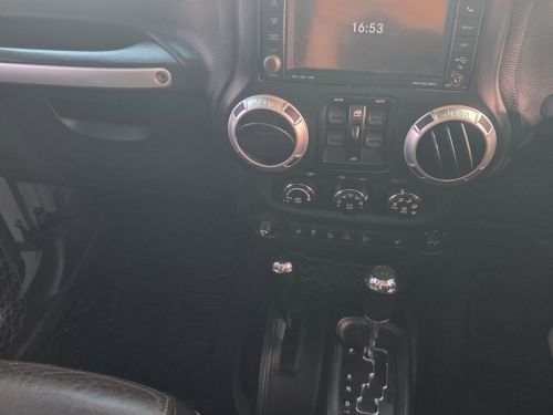 Jeep WRANGLER UNLTD RUBICON 3.6 V6 4X4 A/T in Namibia