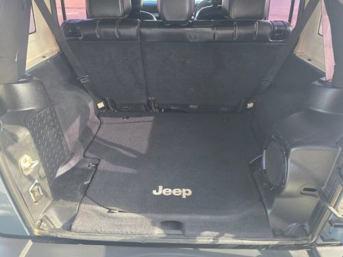 Jeep WRANGLER UNLTD RUBICON 3.6 V6 4X4 A/T in Namibia