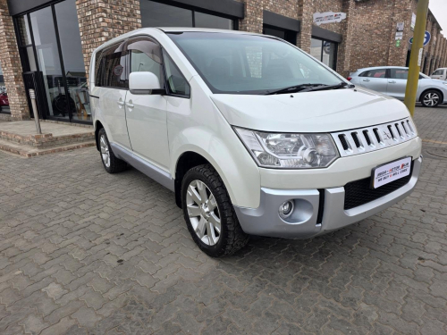 Mitsubishi DELICA D5 2.4 4X4 A/T in Namibia