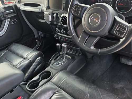 Jeep WRANGLER 3.6 V6 SAHARA 4X4 3DR A/T in Namibia
