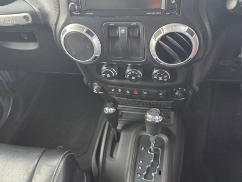 Jeep WRANGLER 3.6 V6 SAHARA 4X4 3DR A/T in Namibia