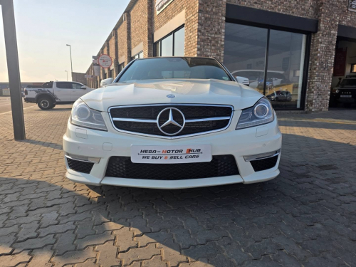 Mercedes-Benz C63 AMG 6.3L V8 A/T in Namibia