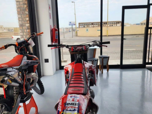 Honda CR250 2T in Namibia