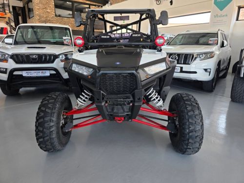 Polaris POLARIS RZR 1000XP WHITE LIGHTNING in Namibia