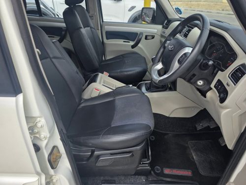 Mahindra SCORPIO 2.2TD ADVENTURE S11 4X4 M/T in Namibia