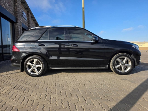 Mercedes-Benz GLE 400 4MATIC A/T in Namibia