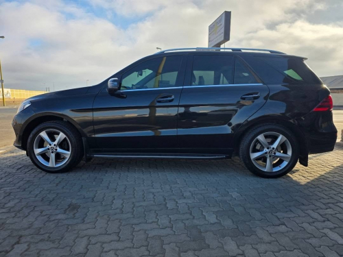 Mercedes-Benz GLE 400 4MATIC A/T in Namibia