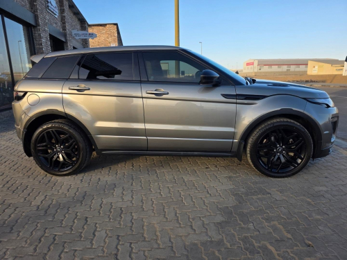 Land Rover RANGE ROVER EVOQUE HSE 2.0D A/T 4WD in Namibia