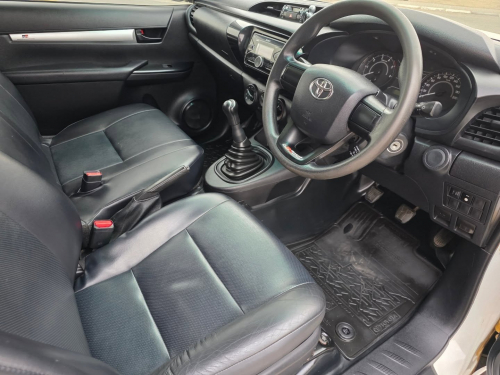 Toyota HILUX 2.4 GD AC M/T in Namibia