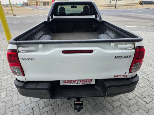Toyota HILUX 2.4 GD AC M/T in Namibia