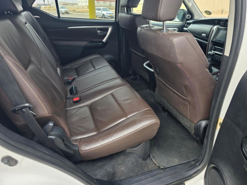 Toyota FORTUNER 2.8 GD-6 4X4 M/T in Namibia