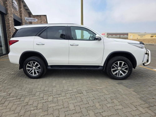 Toyota FORTUNER 2.8 GD-6 4X4 M/T in Namibia