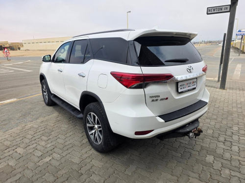 Toyota FORTUNER 2.8 GD-6 4X4 M/T in Namibia
