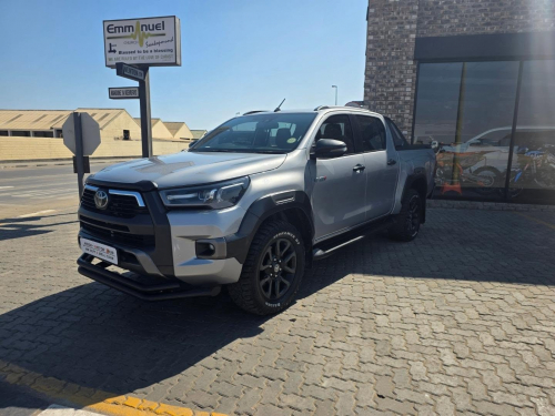 Used Toyota HILUX 2.8 GD-6 RB LEGEND RS 4X4 M/T for sale in Swakopmund