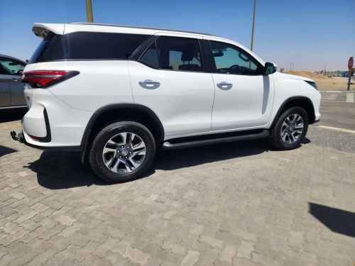 Toyota FORTUNER 2.4 GD-6 4X4 A/T in Namibia