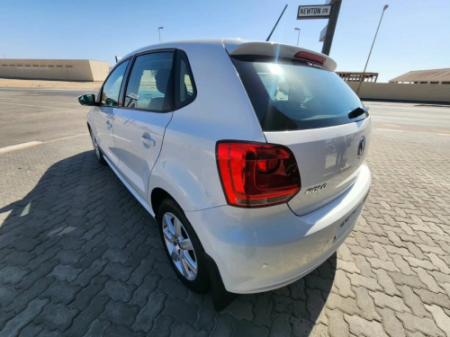 Volkswagen POLO 1.6 COMFORTLINE TIP A/T (LOCAL) in Namibia