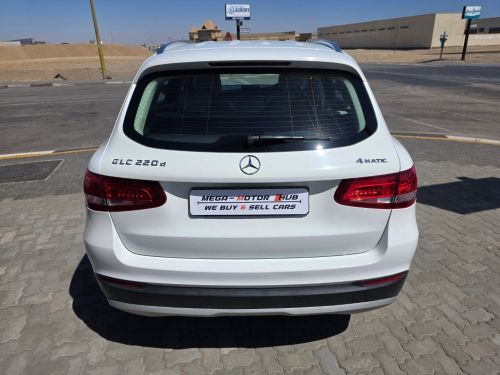 Mercedes-Benz GLC 220D 4 MATIC A/T in Namibia