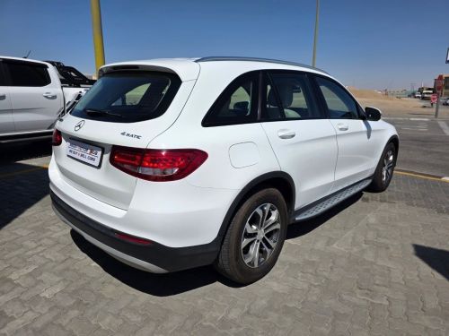 Mercedes-Benz GLC 220D 4 MATIC A/T in Namibia