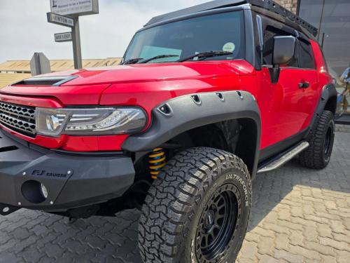Toyota FJ CRUISER 4.0 V6 4X4 A/T in Namibia