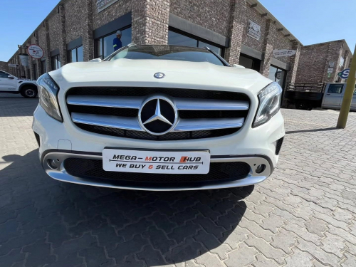 Mercedes-Benz GLA 220 CDI 4MATIC A/T in Namibia