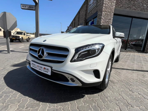 Pre-owned Mercedes-Benz GLA 220 CDI 4MATIC A/T for sale in 
